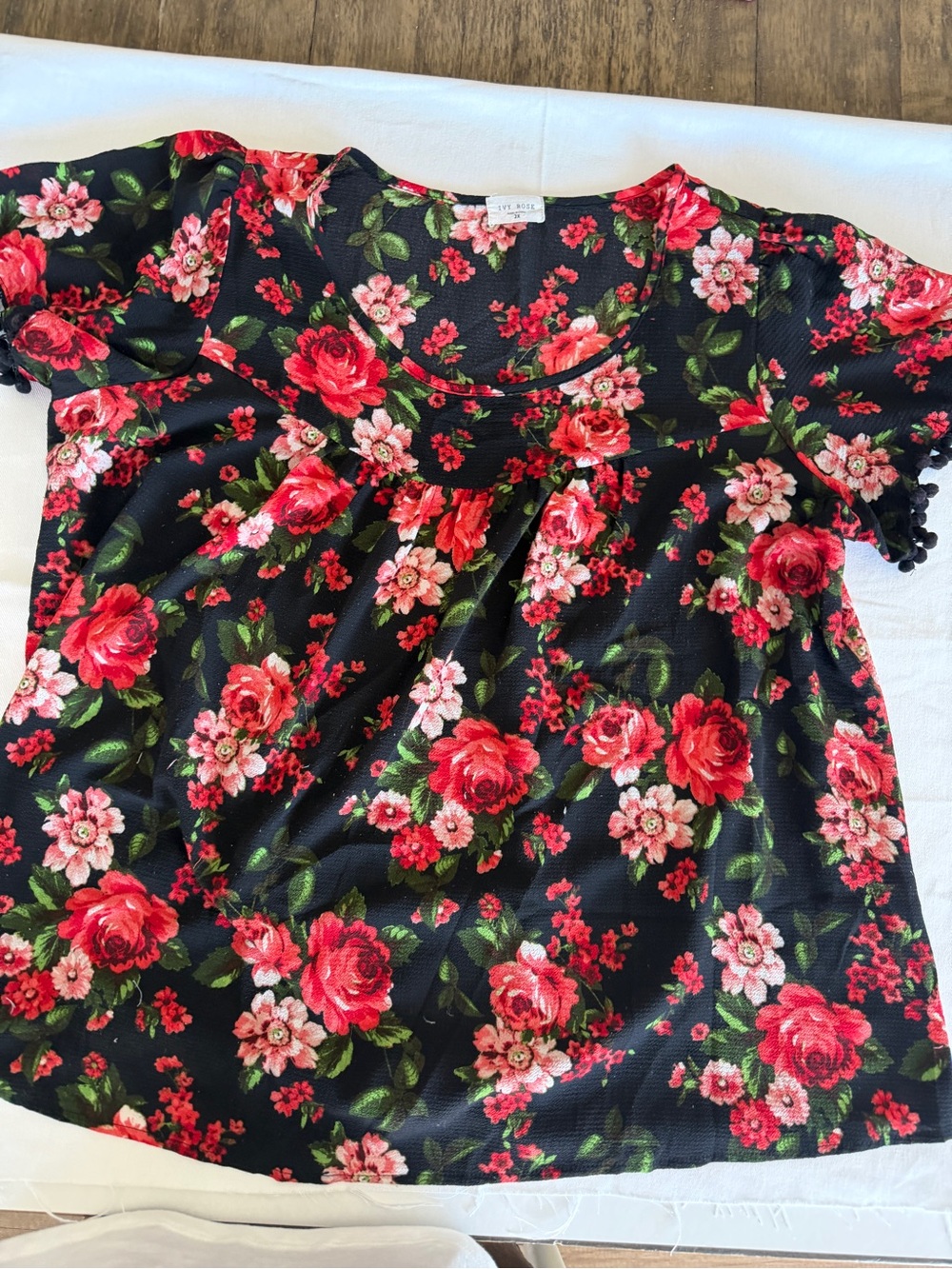 Floral Black Short-Sleeve Blouse with Red Rose Print 2X